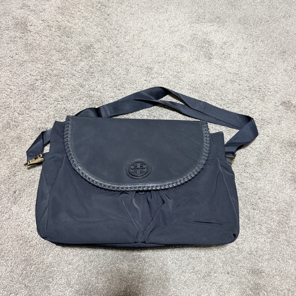 Tory Burch Marion Nylon Diaper Bag Black Messenger Crossbody with Changing Pad